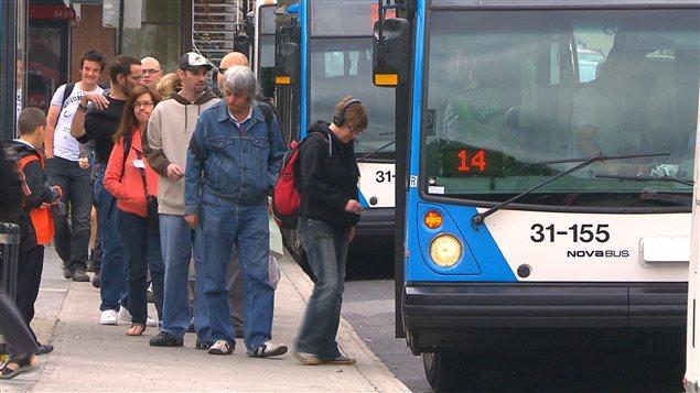 Québec réorganise la gouvernance du transport en commun dans le grand Montréal | ICI.Radio-Canada.ca