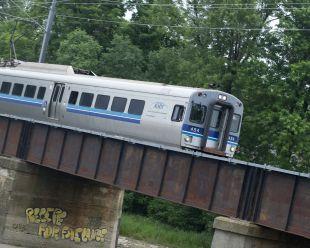 Train dans l’est: l’espoir renaît à Laval - Actualités - Courrier Laval